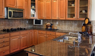 Kitchen Tile Backsplash on Guide  Granite Countertops  Marble  Silestone  Corian  Concrete  Tile